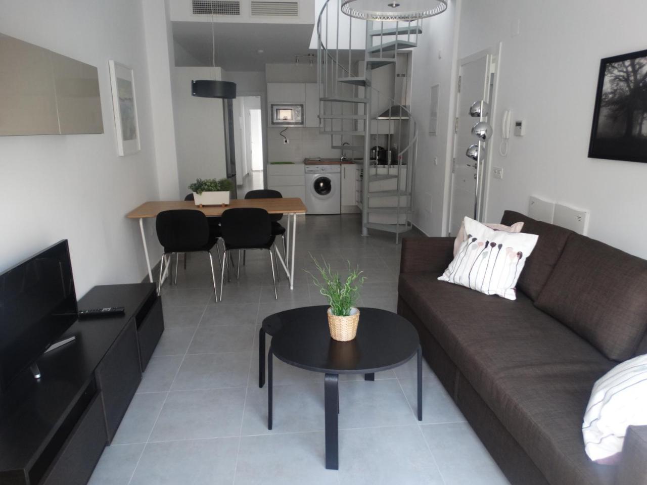 Málaga Apartamentos - Jinetes, 10 Exterior foto